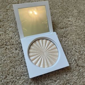 Ofra Cosmetics Highlighter